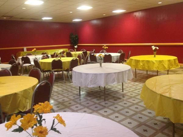 Super 8 By Wyndham Goldsboro Motel Екстериор снимка